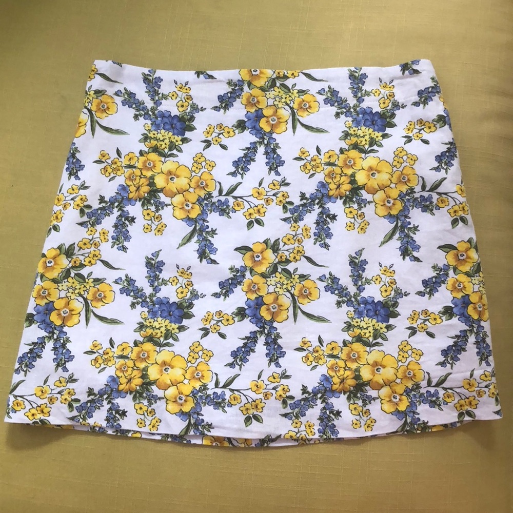 Forever 21 floral skirt